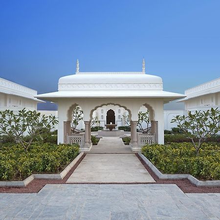 The Oberoi Sukhvilas Spa Resort, New Chandigarh Khizrabad Exterior foto